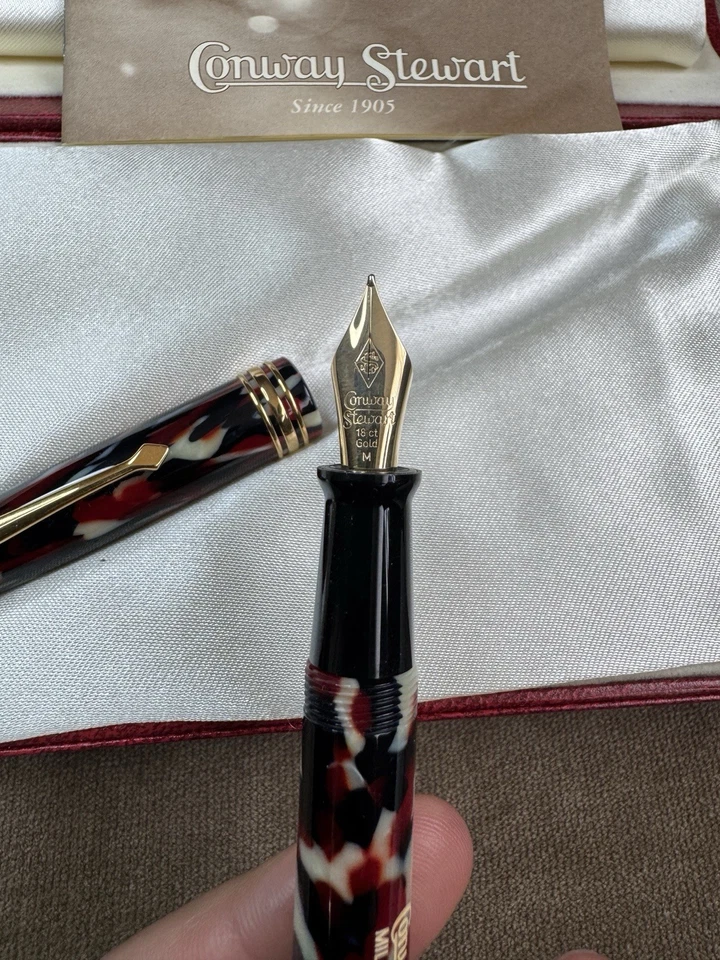 Pluma Conway Stewart "Millenium" Serie 58 Edición Especial Casein Foun'tn Sin Entintar Foto 2 de 4