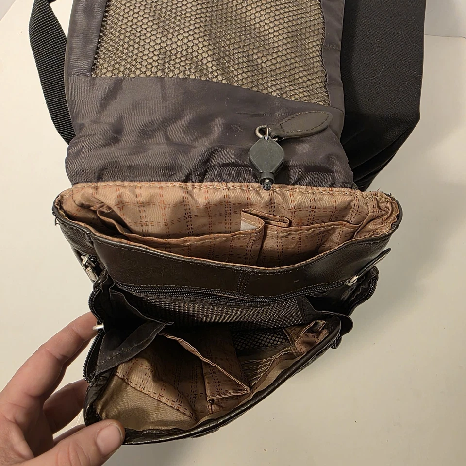 Travelon 斜挎包吊带袋棕色皮革紧凑型可扩展防盗旅行 — 第 4/4 张图片