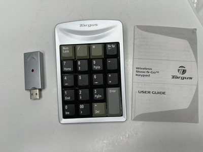 Targus Wireless Stow-n-Go USB Keypad Model AKP01US Computer Number Pad