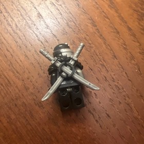 LEGO Ninjago General Cryptor Minifigure njo0221 / njo221 Set 70596 With Katanas