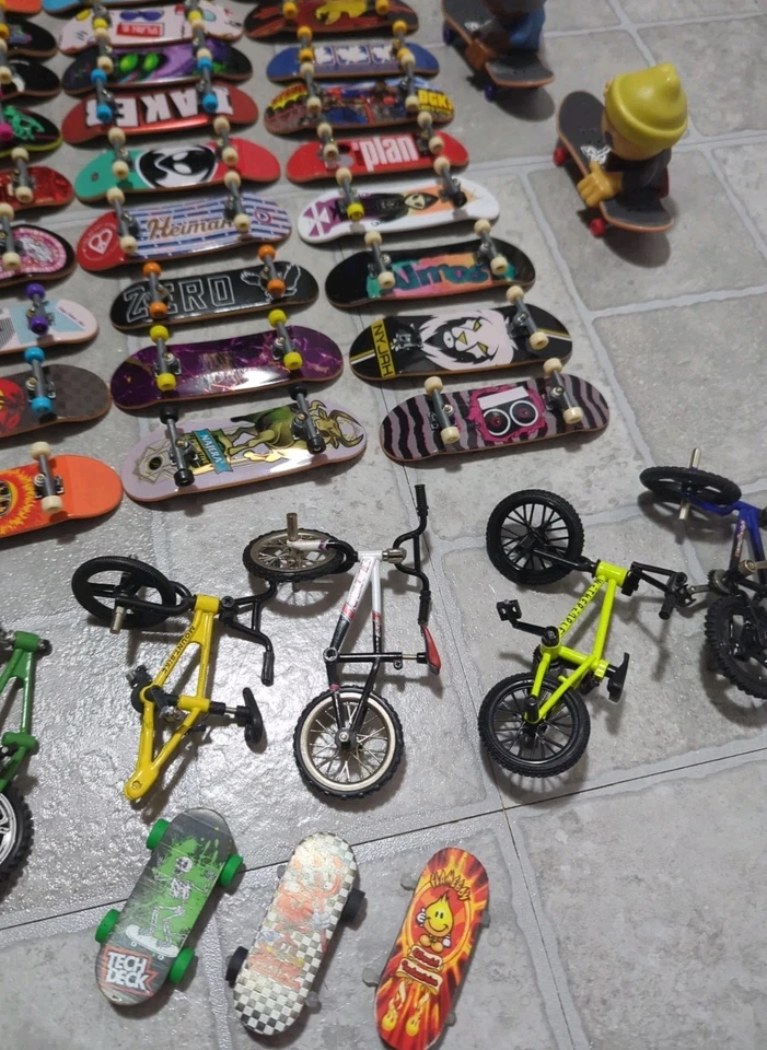 Tech Deck Fingerboards Skateboards Bikes Lot of 80 Plus Parts - Image 3 of 4