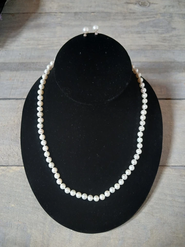 Cultured Pearls Sterling Silver Jewelry Set Necklace Earrings - Image 2 of 4