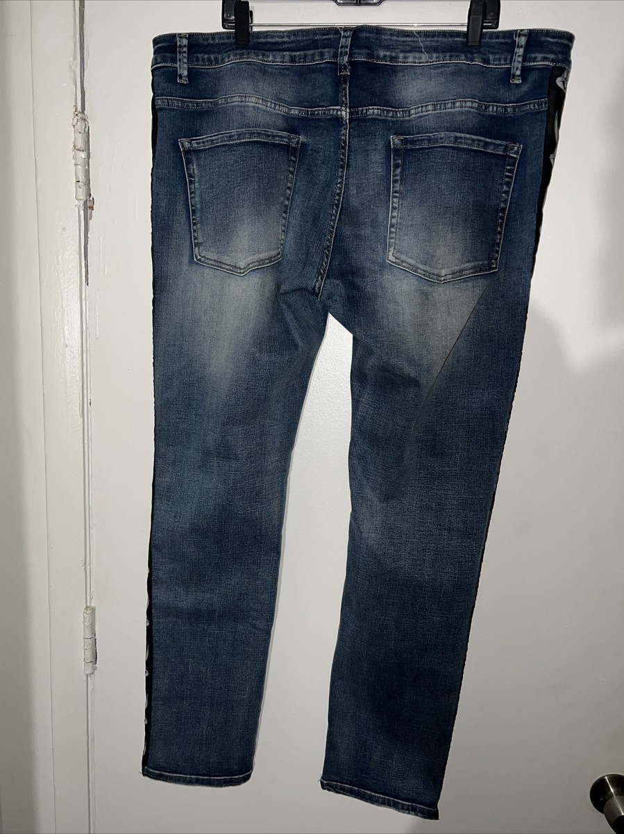 Vintage Looney Tunes Blue Jeans Mens 42x32 Bugs Bunny Graphic