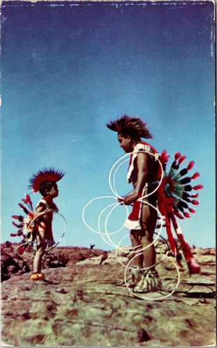 Laguna Indian hoop dance father and son Arizona Real People Chrome Postcard E4 - 第 1/2 張圖片
