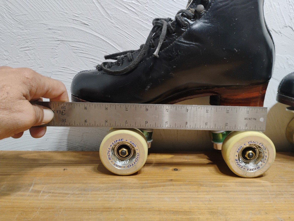 Vintage Roller Skates Harlick Boots 9 1/2 With Roll Line Giotto