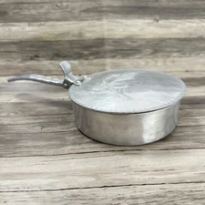 Vintage Everlast Silent Butler Crumb Catcher Metal 552 Hand Forged Acorn Pattern