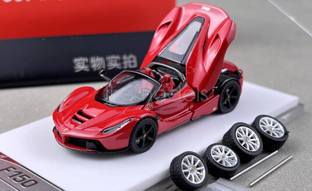 SB 1:64 Scale Red LaFerrari F150 Convertible Sports Model