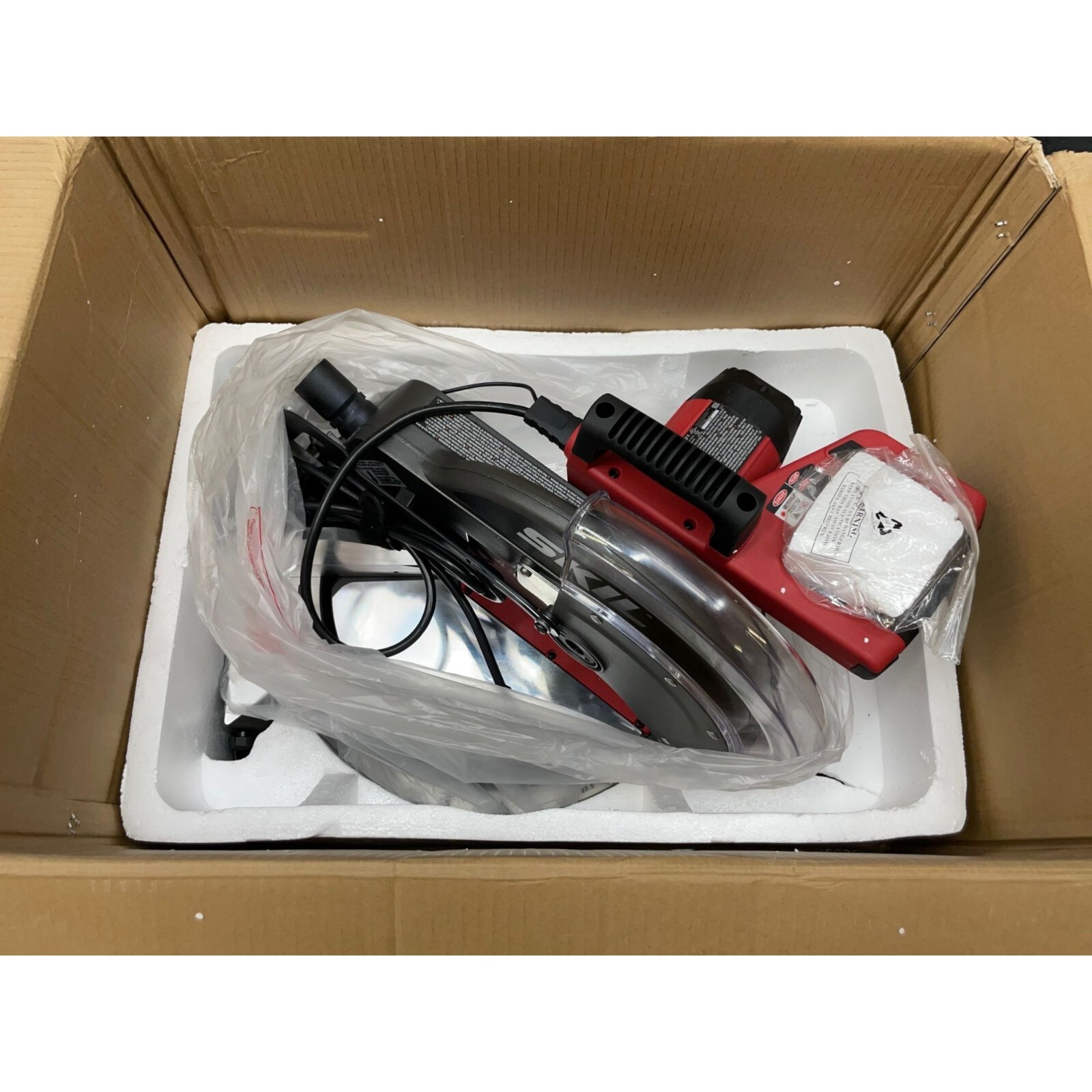 NEW Skil 12" Miter Saw Quick Mount, Adjustable, Dust Bag, Laser