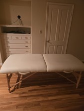 Earthlite Spirit 32" Portable Foldable Massage Table Ecru Wood Faux Leather