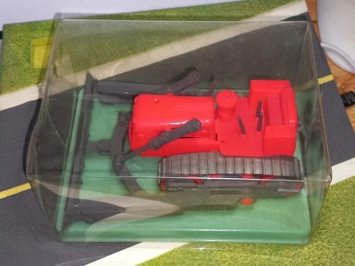 CONTINENTAL CD8 NOREV PLASTIC BULLDOZER 111 VERY GOOD CONDITION IN ORIGINAL BOX