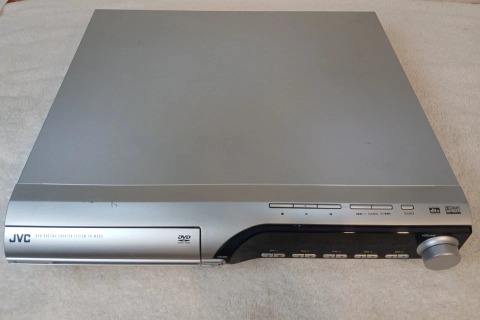 JVC XV-THM303  DIGITAL THEATER 5 DISC DVD SYS DIRECT PROGRESSIVE SCAN COMPU LINK - Image 3 of 4