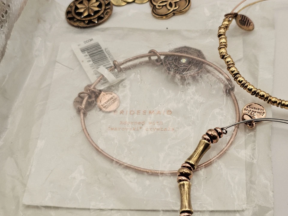 Alex Ani Wire Charm Beaded Gold Lot 6 Project Bracelet Of 33 Pieces ⭐️ As Is  - Image 4 of 4