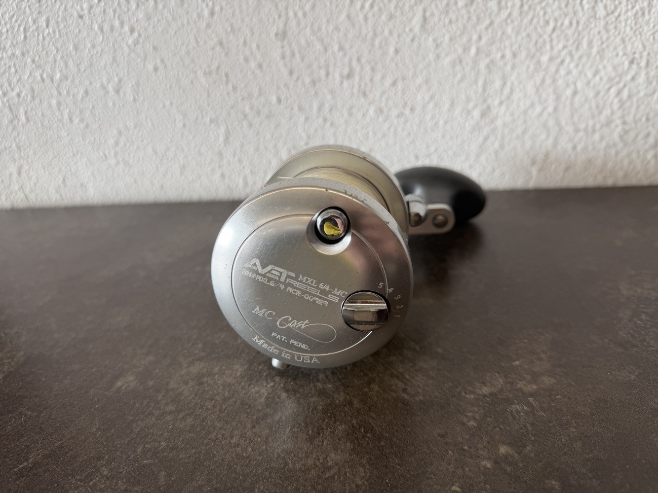 Avet MXL 6/4 MC 2 Speed Lever Drag Casting Fishing Reel (110