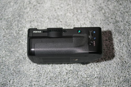 PENTAX Battery Grip D-BG7 for KP - Picture 2 of 2