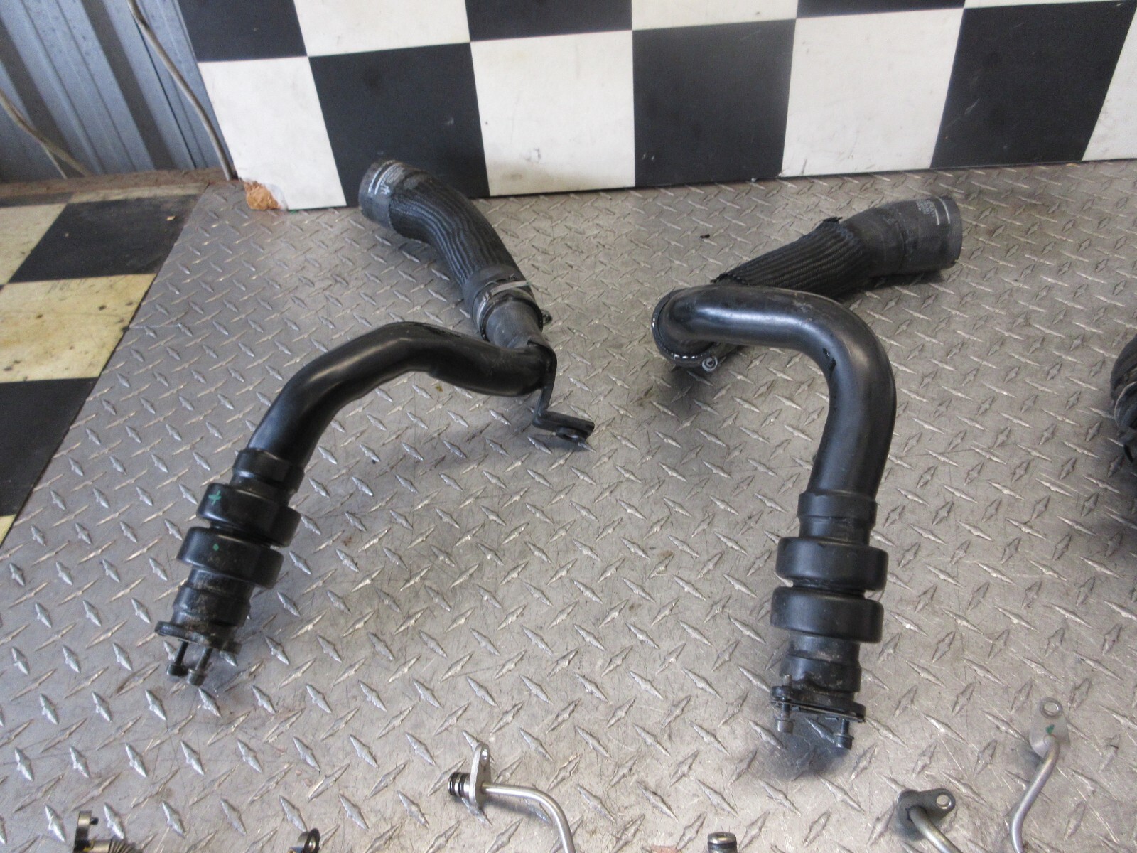 14-17 2017 Maserati Ghibli AIR INTAKE HOSE PIPE TUBE DUCT SLEEVE