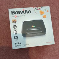 Breville 2 Slice Sandwich Toaster Boxed Lockable Lid Black