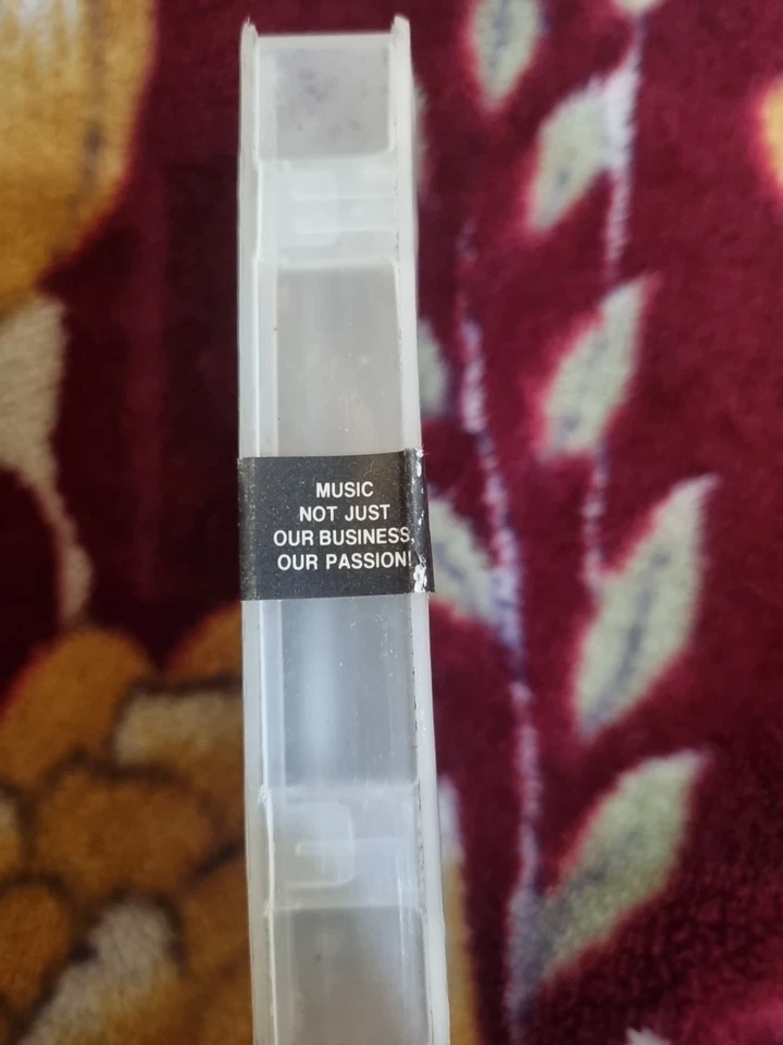 Mariah Carey Daydream SEALED INDIA CLAMSHELL CASSETTE TAPE EDITION 1996 - Image 4 of 4