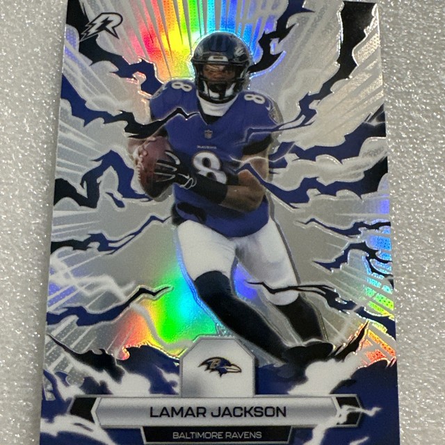 Lamar Jackson 2025 Topps Ravens Resurgence Refractor #7