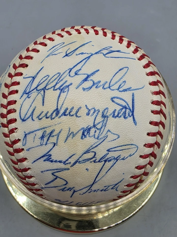 1978 Baltimore Orioles Team Autographed Baseball, 26 Signatures - Weaver, Palmer - Image 4 of 4