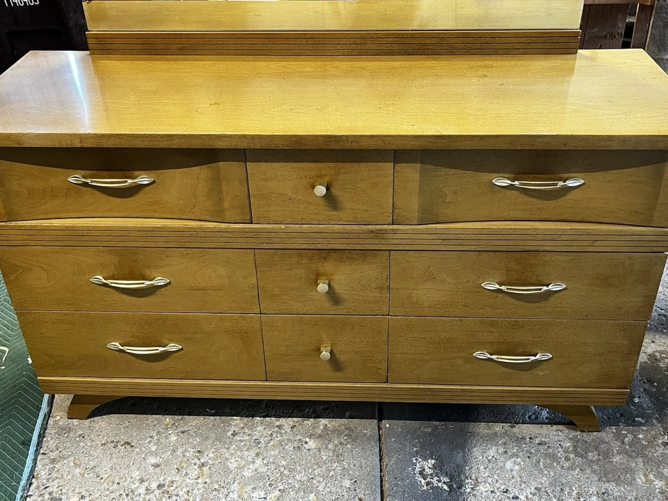 Cómoda moderna Mid Century de los años 60 con espejo - 7 cajones Foto 4 de 4