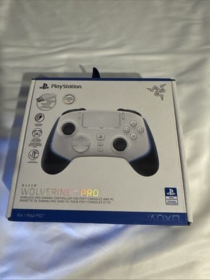 Razer Wolverine V2 Pro Wireless Controller for Sony PlayStation 5 - White