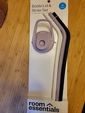 Room Essentials Tracker Chug Lid and 3 Silicone Straws Lavender, Black And White