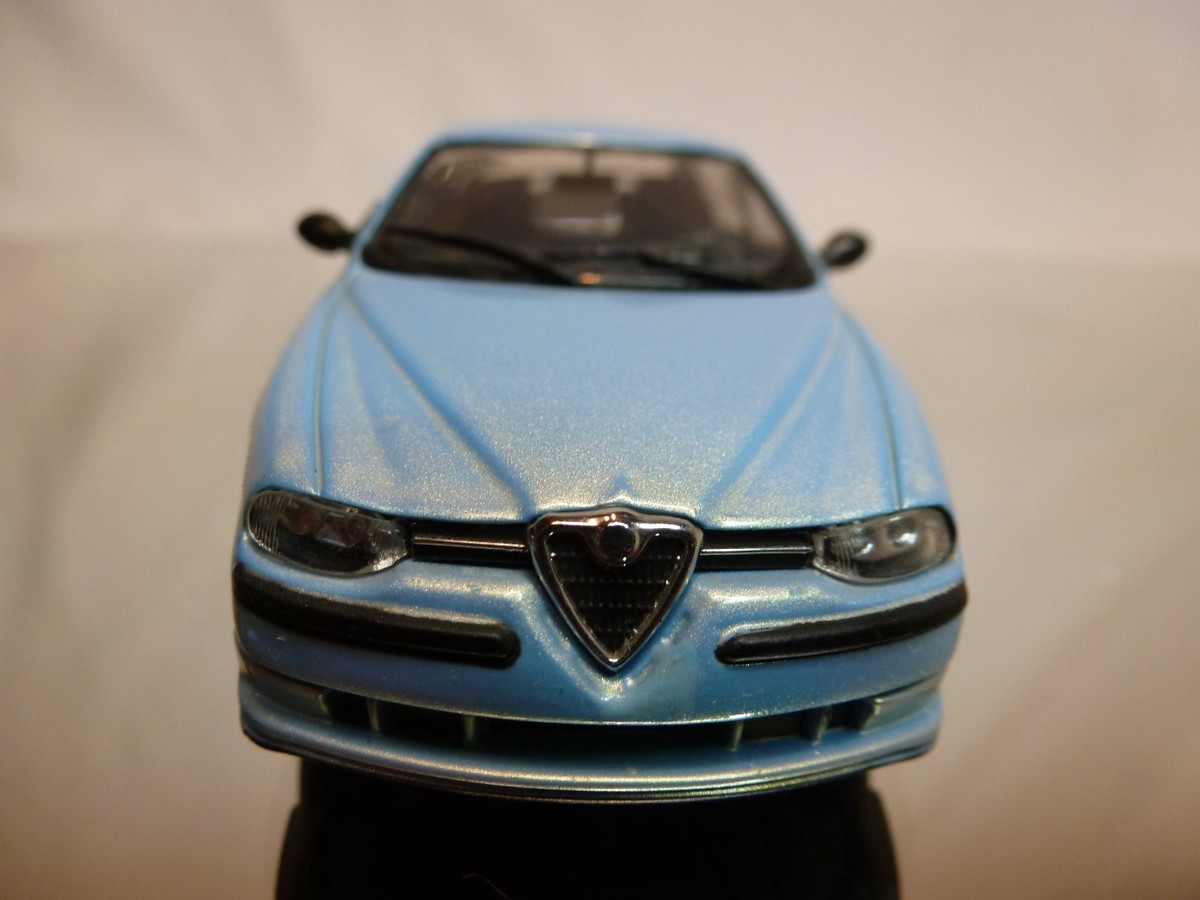 Minichamps 1/43 Alfa Romeo 156 STW 1999 #11 - S.Modena - Diecast 430 992011