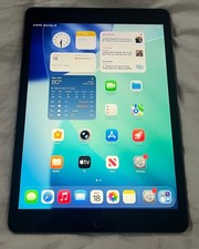 Apple iPad 8th Gen. 128GB, Wi-Fi + 4G (Unlocked), 10.2 in - Space