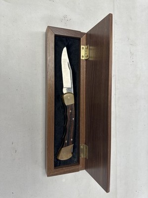 BUCK 110 ''2550 DAYS NO LTAS'' POCKET KNIFE W/ BOX
