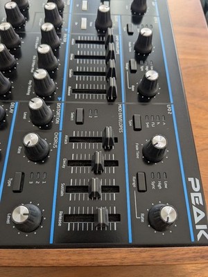 Novation Peak synthesizer 815301000761| eBay