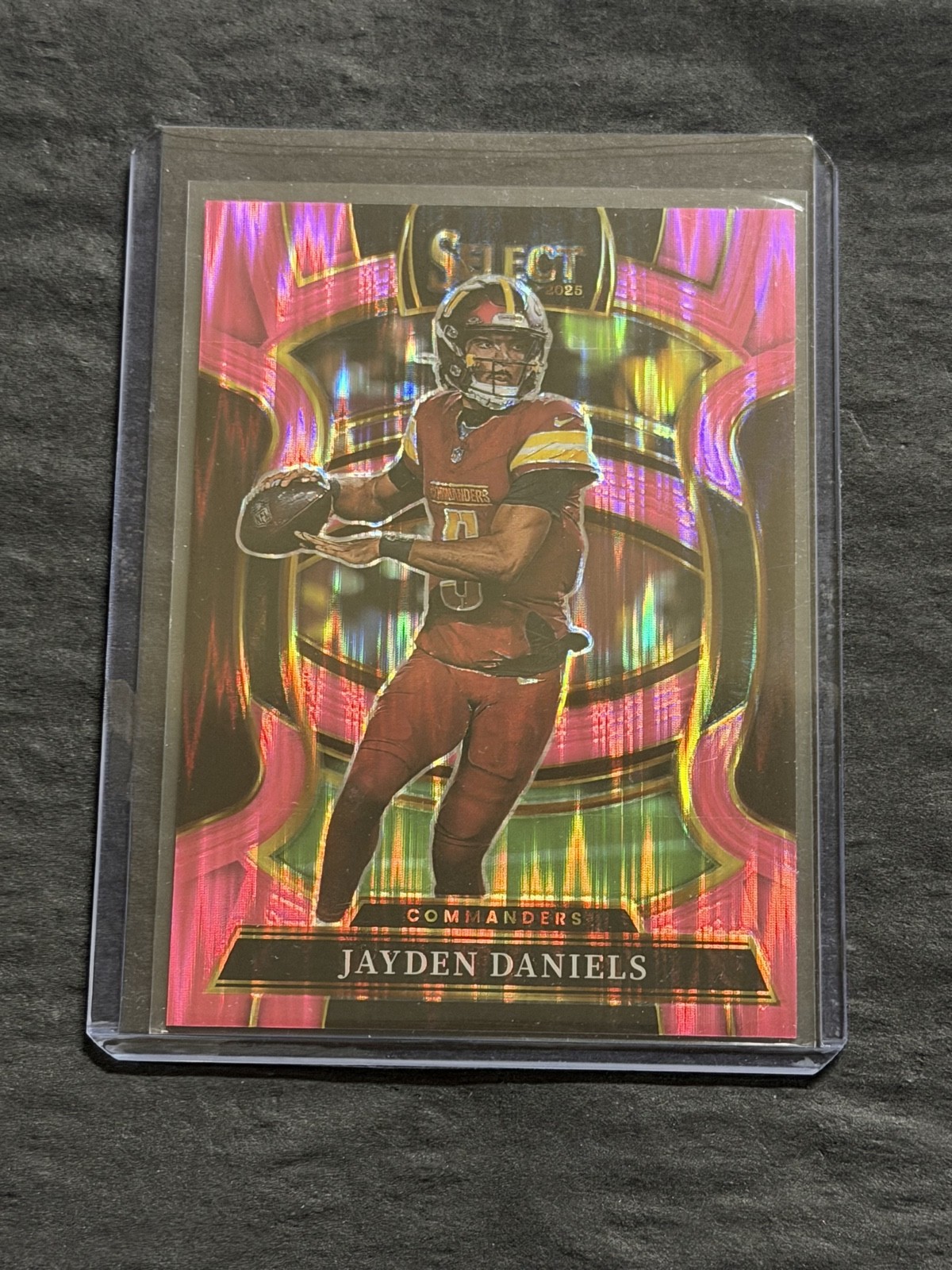2025 Panini Select - Concourse Jayden Daniels #88 Pink Shock Prizm