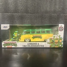 Jada Hollywood Rides: TMNT Leonardo & 1962 VW Classic Bus 1/24 Scale 1b1