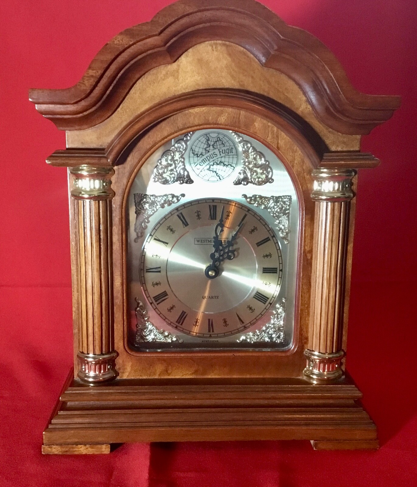 Westminster Wood Quartz Tempus Fugit Mantle Clock Vintage ~H