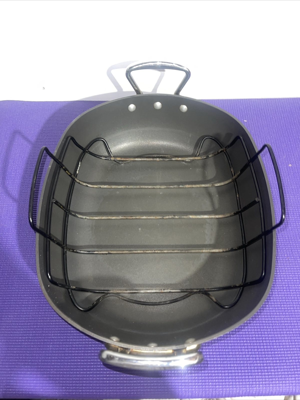 Meyer Roaster 13” X 18” With Roast Holder Insert T Q04 handled nonstick