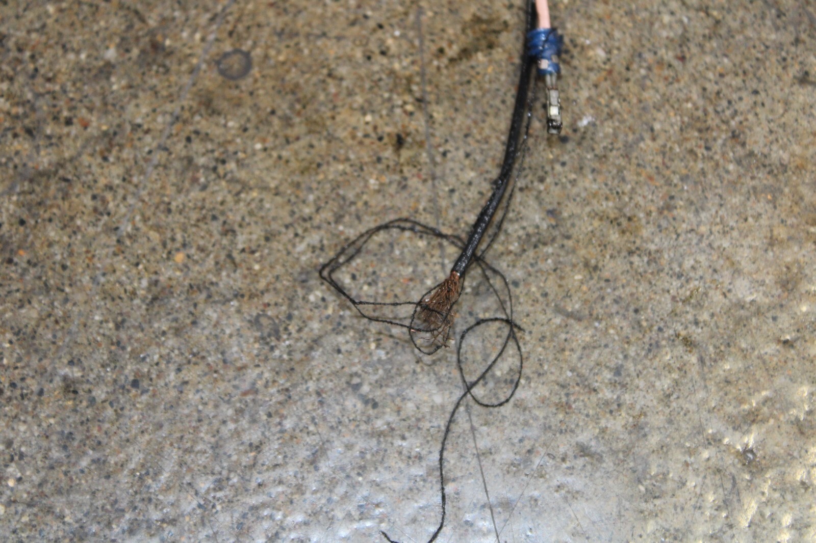 Ferrari 599 GTB, Engine Compartment Cable, Dmg, Used, P/N 223292