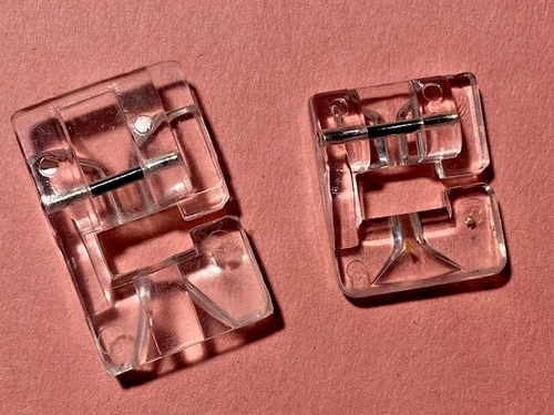 Un set di piedini di cordoncino per tubi adatti per macchina da cucire universale - Foto 4 di 5