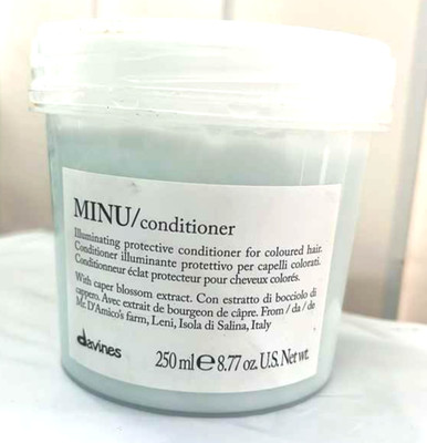 Davines MINU Illuminating Conditioner 8.77 oz