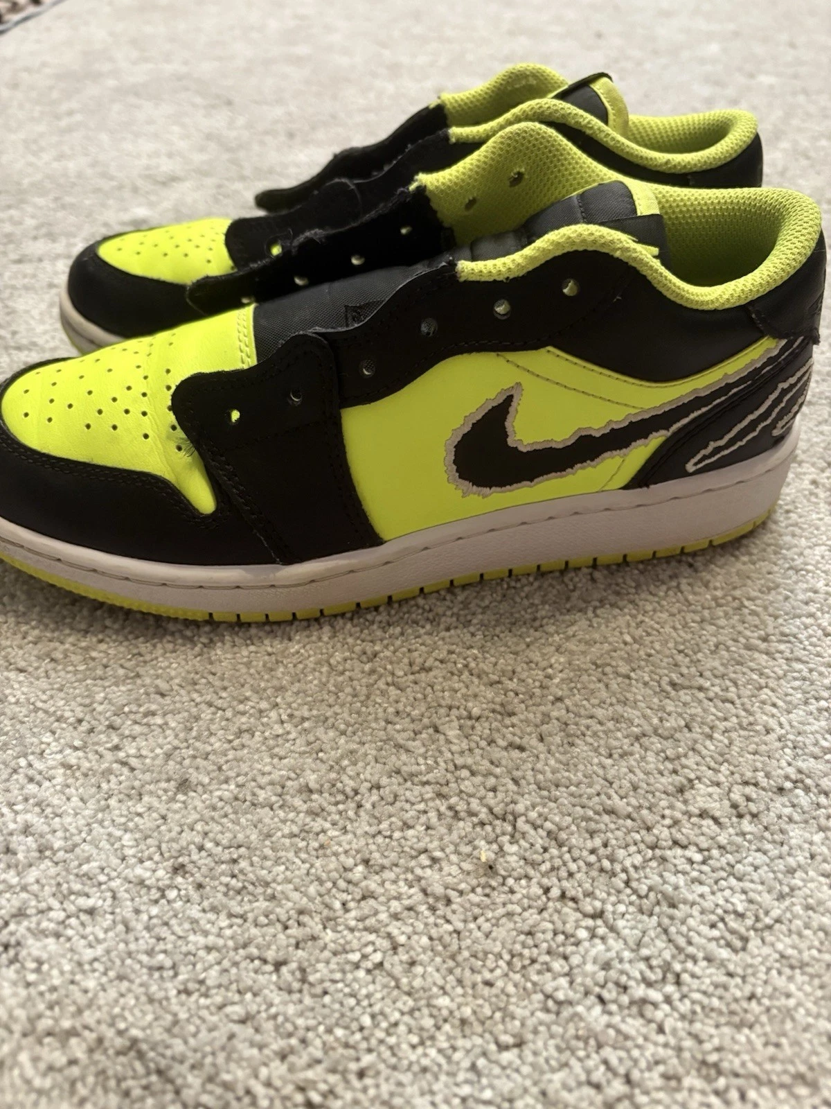 Nike Air Jordan 1 sneakers basse giovanili 5 Volt bianco nero scarpe stringate DX6666 701