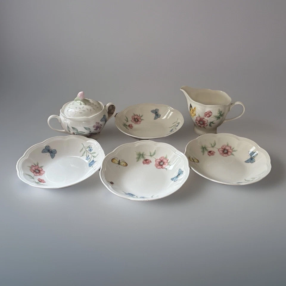 Crema y azucarero de porcelana Lenox BUTTERFLY MEADOW con tapa y platos de postre Foto 3 de 4