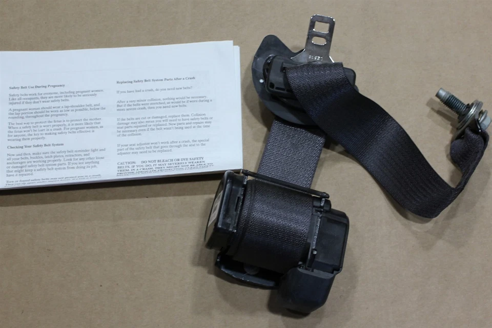 Retractor de cinturón de seguridad trasero Saturn serie S 99-02 21304492 ébano nuevo de fábrica OEM Foto 2 de 4