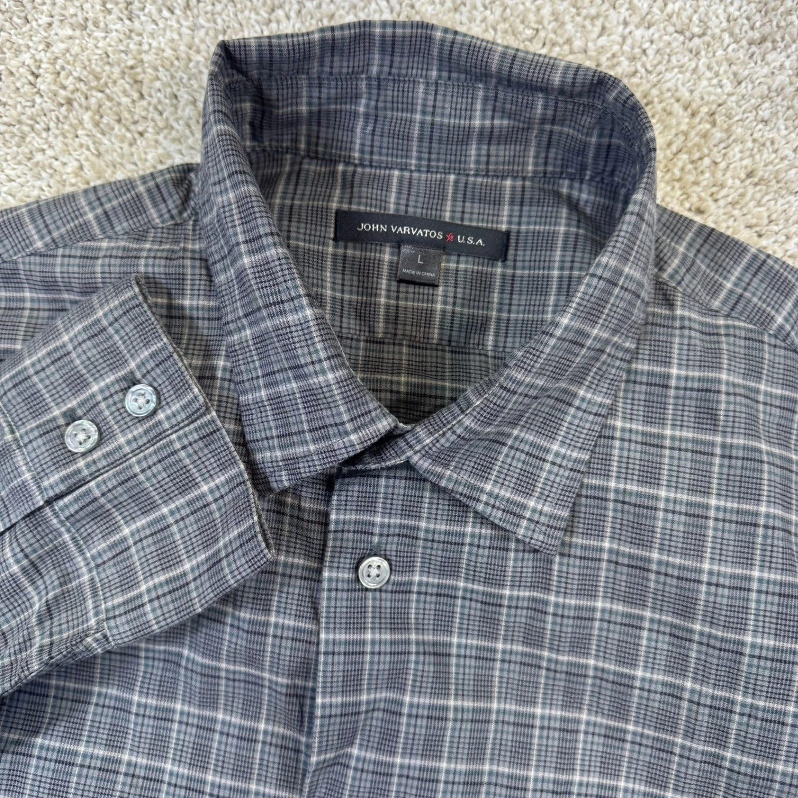 John Varvatos U.S.A. Button Down Shirt Mens Large Gray Plaid Long Sleeve Cotton
Opens in a new windo