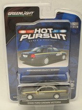 Greenlight Hot Pursuit Boone County Sheriff 2008 Ford Crown Victoria 1:64