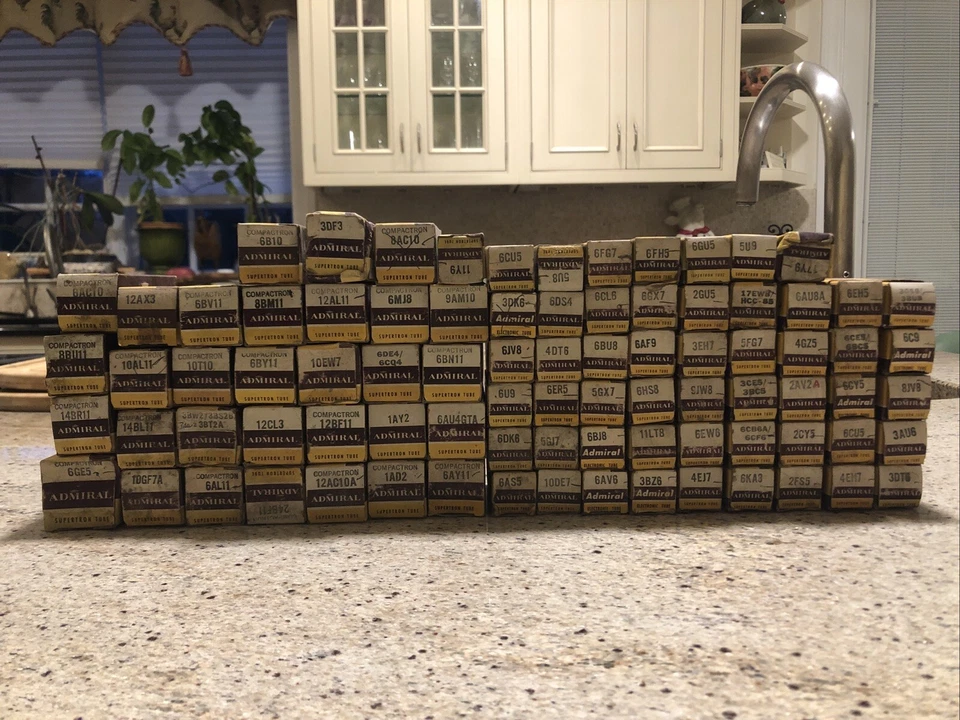 Admiral (90) NOS Nuevos Tubos de Vacío en Caja para Receptores y Amplificadores de Radio Foto 2 de 4