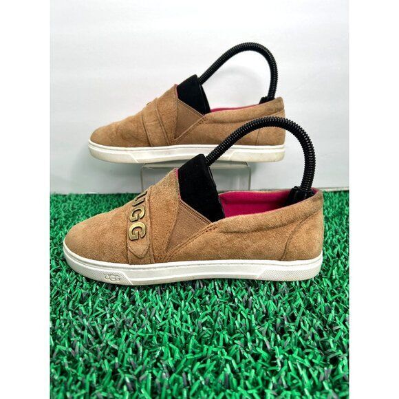 UGG Kitlyn Women’s Sz 5 Boho Slip-On Sneakers in Chestnut for Comfort & Style