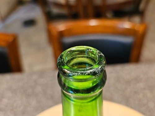 Vintage 1971 Large 24 oz. Green Stevens Point Quality's Fine Beverages Bottle #4 - Picture 5 of 11