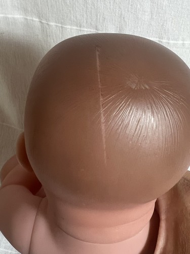 Berenguer Newborn Girl Life-like Realistic Real Baby Doll Blue Eyes 13” Vinyl - Picture 7 of 9