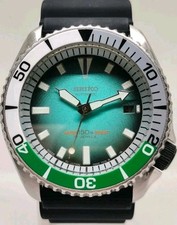 MINT PRE OWNED SEIKO DIVERS 7002-7001 GREEN DIAL AUTOMATIC MENS WATCH 071323