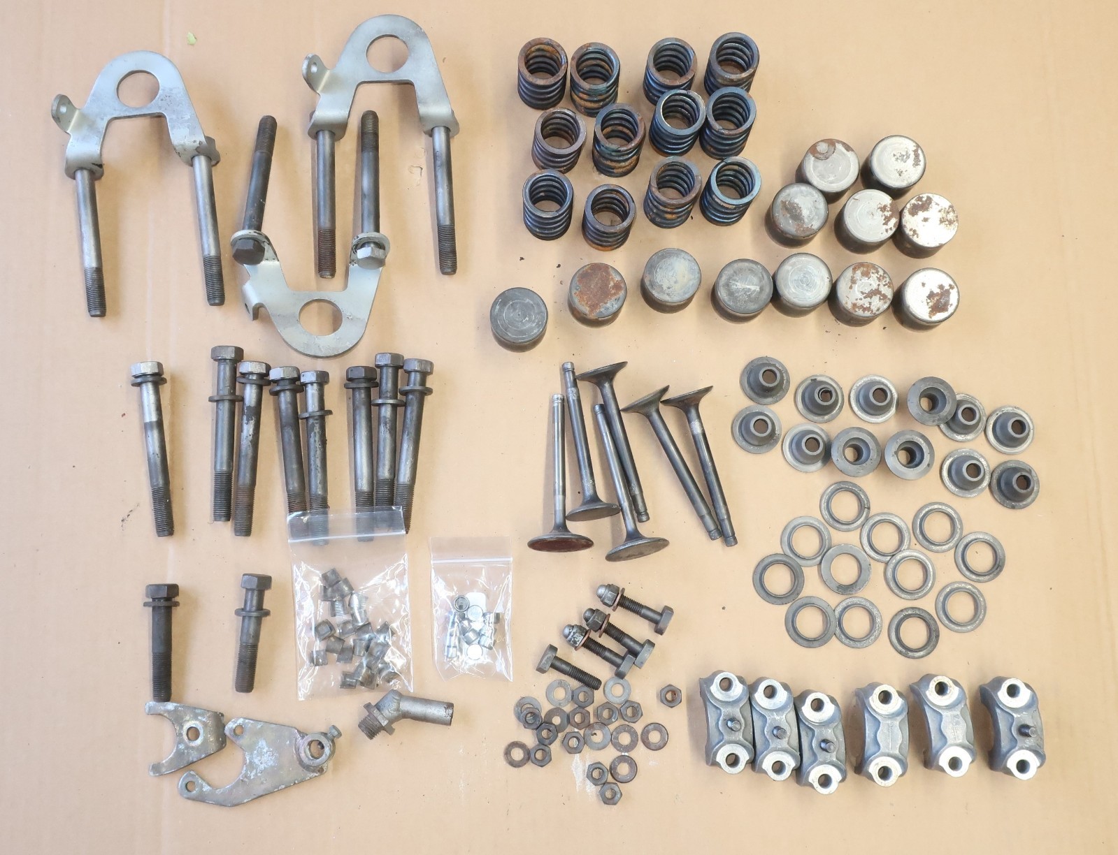 Maserati Biturbo Head bolt set