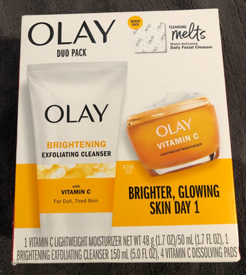 New Olay Bonus DUO Pack Bright Exfoliating Cleanser + Vitamin C Moisturizer Gift