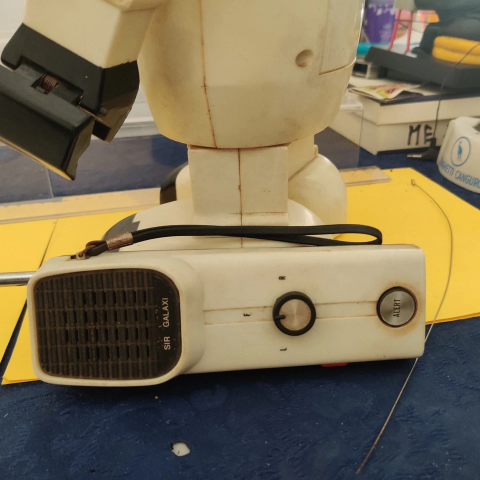 ROBOT SIR GALAXY RADIOCOMANDATO MATTEL 1979 - Imagen 2 de 4